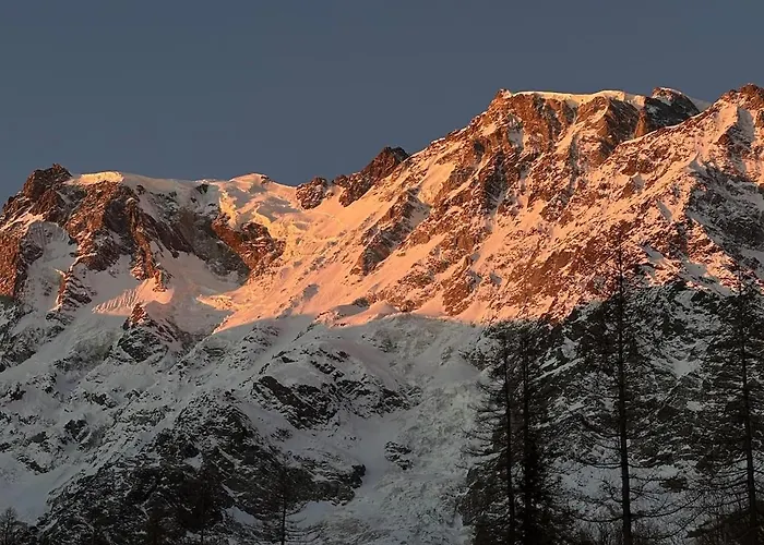 Casa Panoramica Sul Fiume Anza E Sul Monte Rosa *